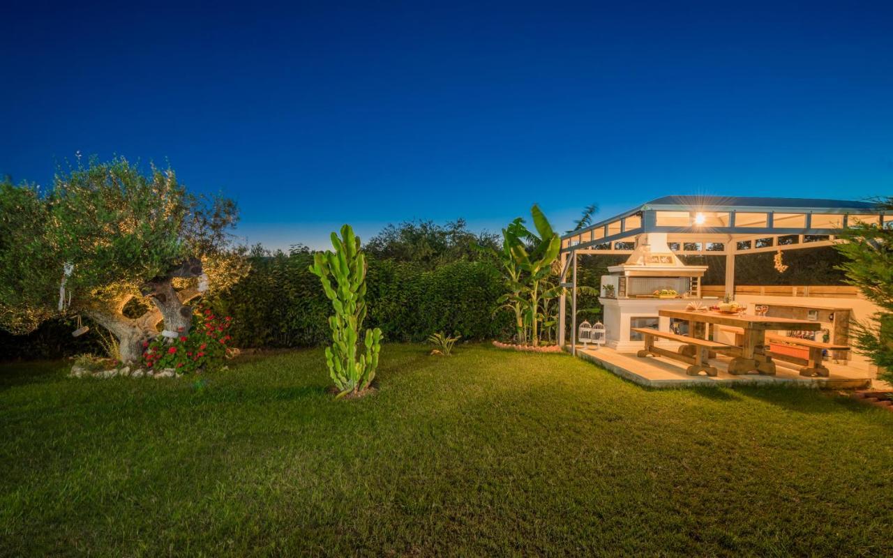Romanza Luxury Villa Каламакион Экстерьер фото